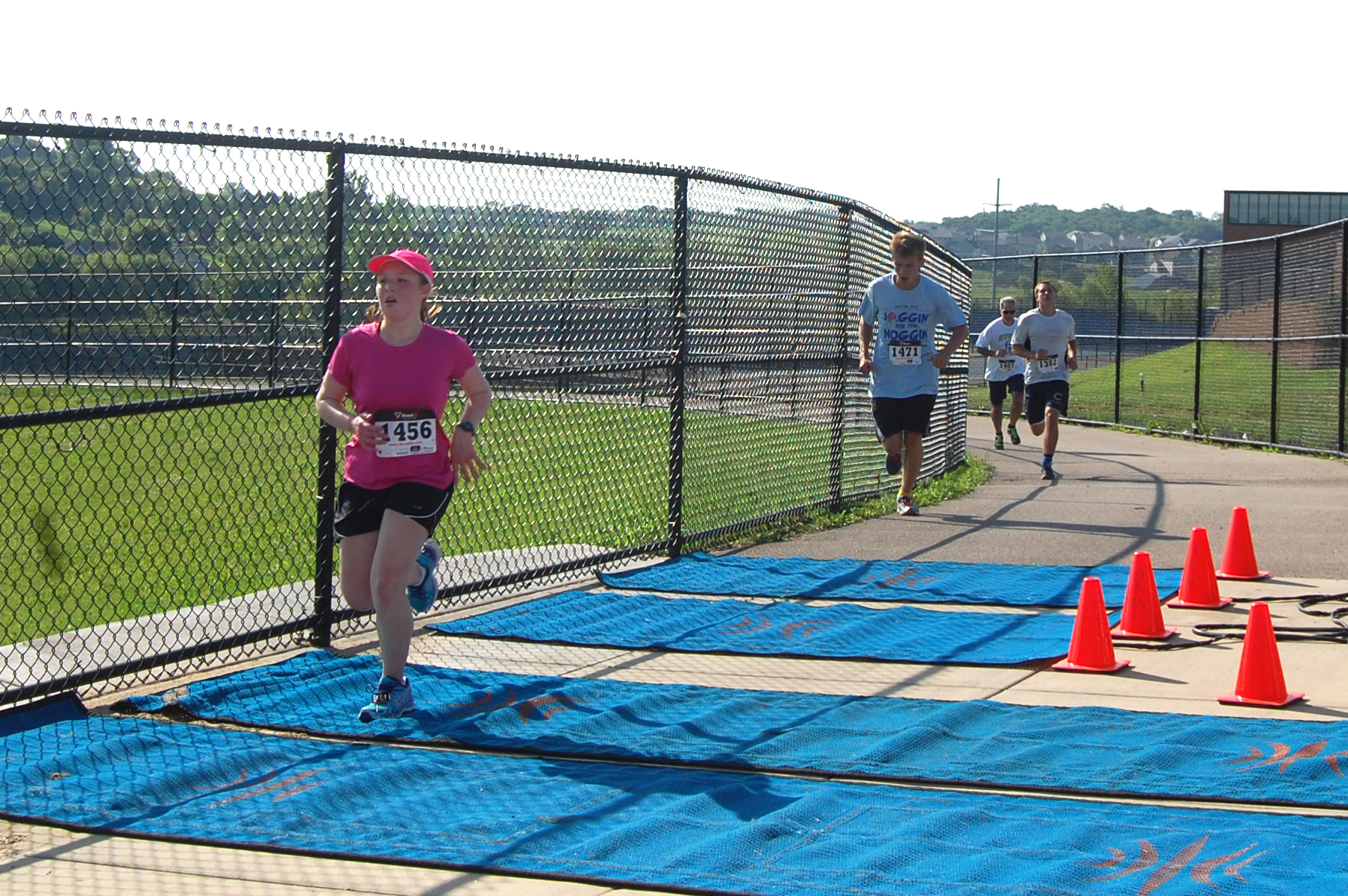 runners crossing the finish line_edited