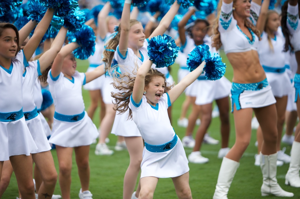 Topcats Juniors The Line Up 2014 performance on field