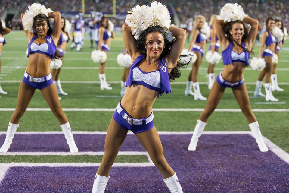 Minnesota Vikings Cheerleaders new 2015 summer uniform, The Line Up