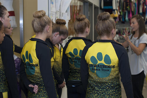 Ashwaubenon dance team, The Line Up video shoot