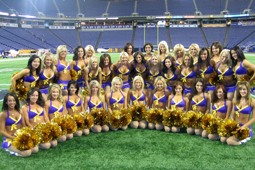 Minnesota Vikings Cheerleaders in the Mall of America Field Wearing their new 'Bow' Uniform