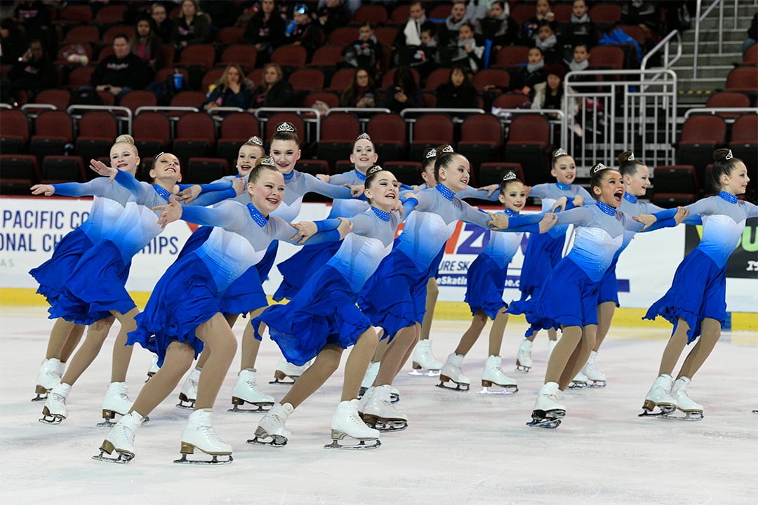 Fond Du Lac Blades Juvenile Synchronized Skating Team