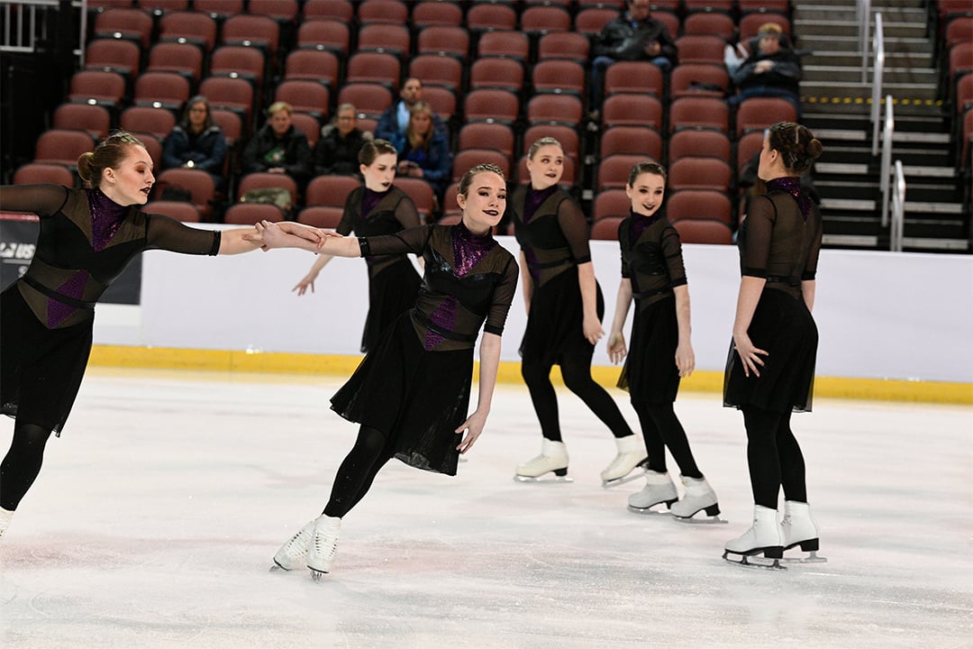 Griffon Gliders Gold Open Juvenile Synchronized Skating Team