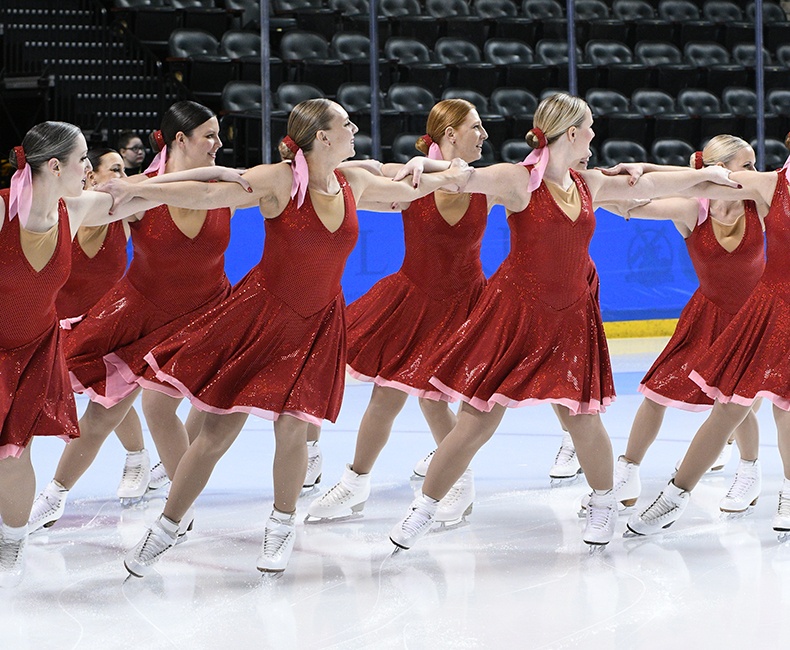 Denver Synchronicity-Masters-Free Skate at Mids 2017.jpg