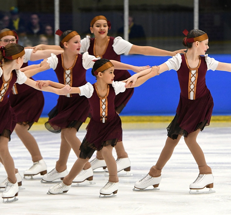 Hockettes-Pre Juv-Free Skate at Mids 2017.jpg