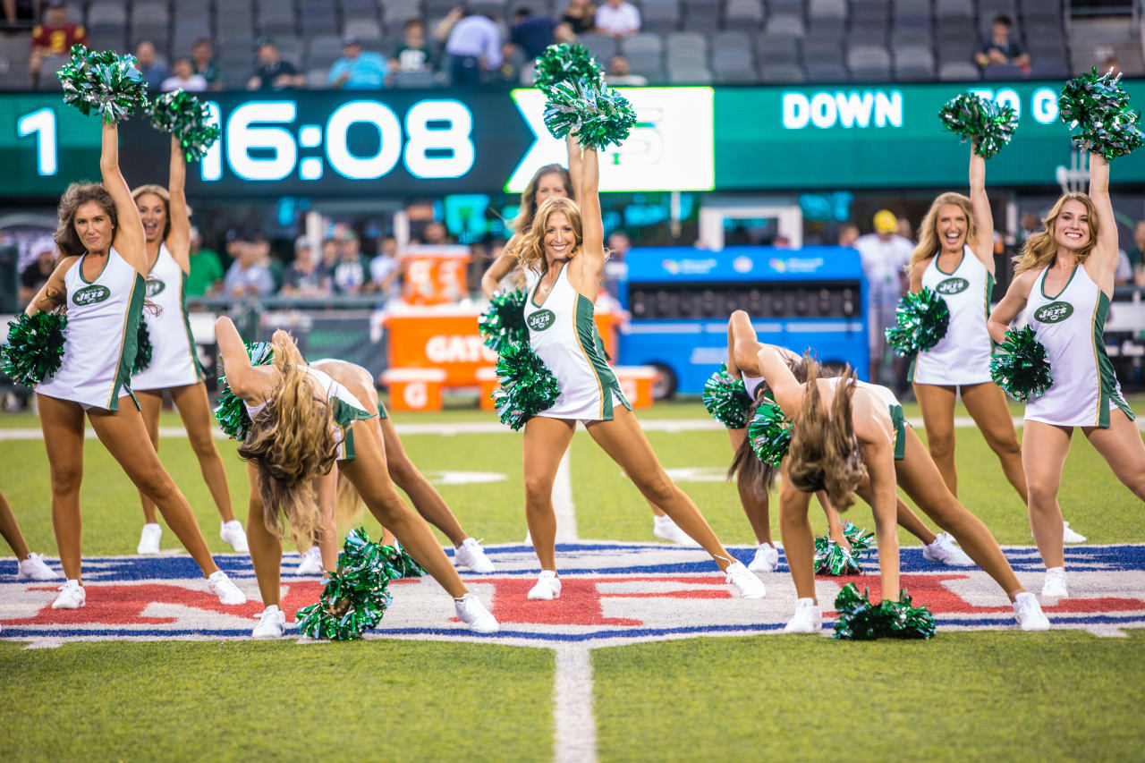 New York Jets Flight Crew 